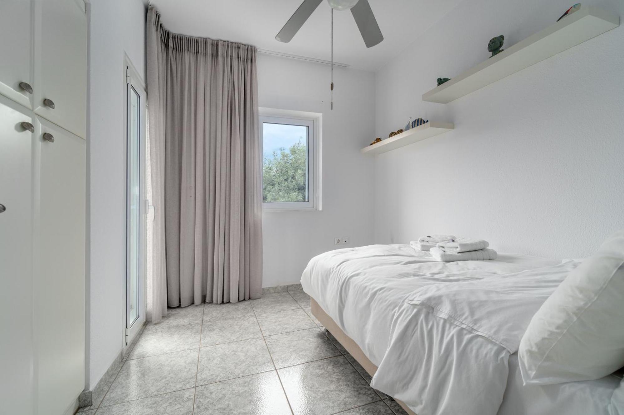 Legrena Beach House Суніон Номер фото